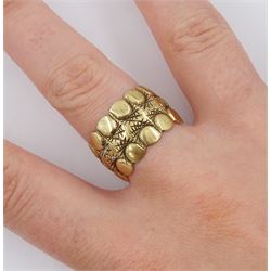 9ct gold wide textured ring, hallmarked