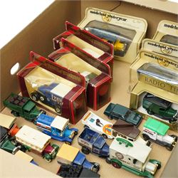 Die cast model vehicles including seven Models of Yesteryear, boxed and various others