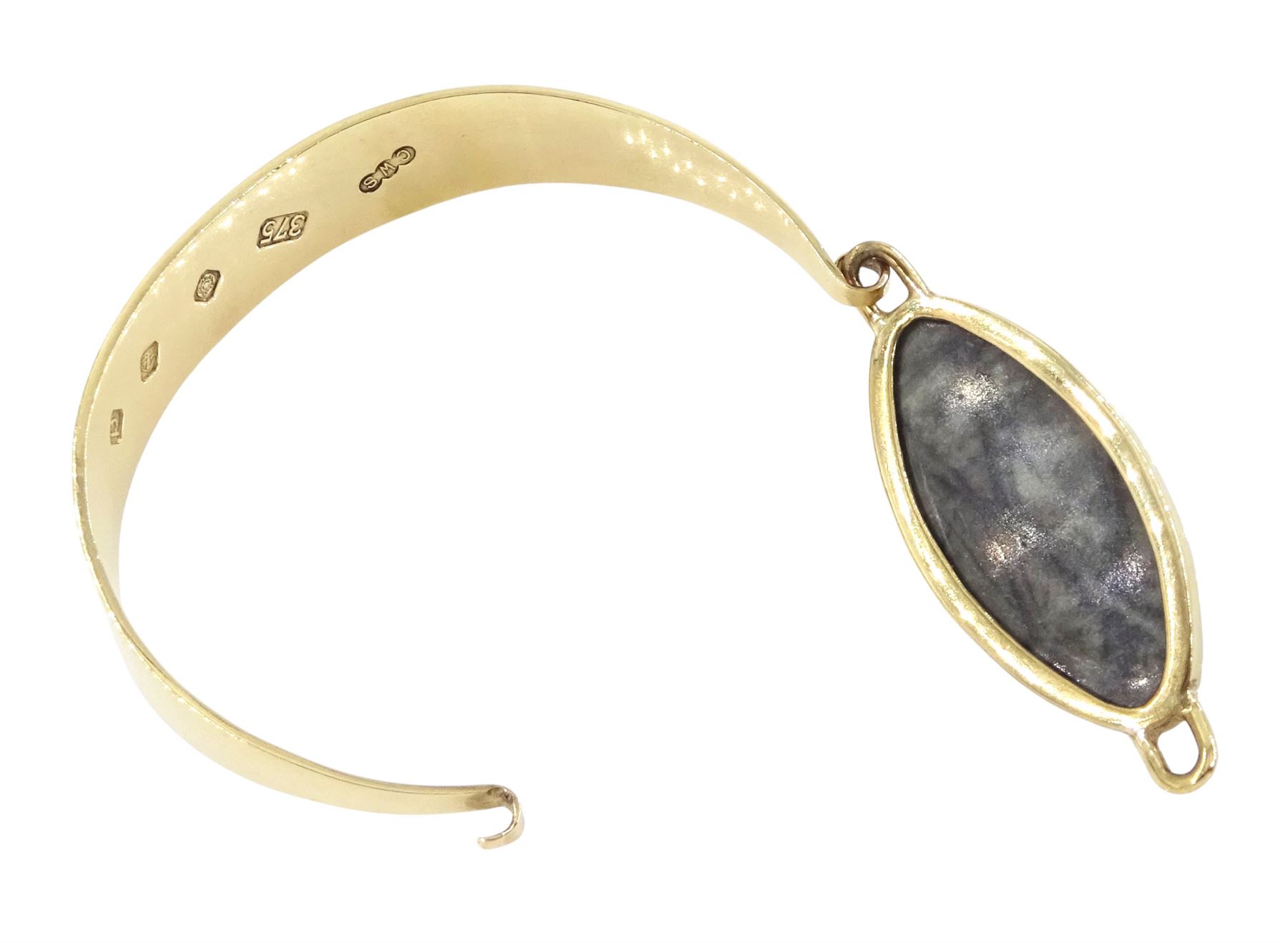 9ct gold oval Picasso jasper wide bangle by C W Sellors, Sheffield 2003