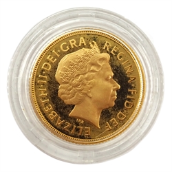  Seventeen Gold proof full sovereigns - a complete run from 2004 to 2020, all boxed or cased with certificates, a rare opportunity to acquire a complete run of gold proof sovereigns including 2012 and 2017 with special reverse designs  