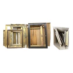 Large collection of picture frames, to include gilt examples, tallest example H90cm 