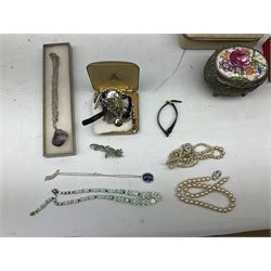 Booths Old Willow pattern plates, teacups and saucers, together with Stuart Crystal bowl with frog lid, small barometer and other collectables