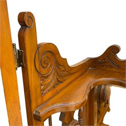 Edwardian satin walnut dressing chest, raised triple swing mirror back with trinket drawers, two short and two long drawers