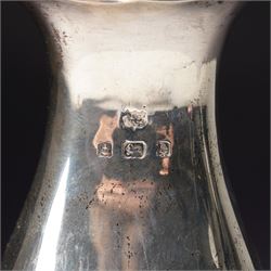 Edwardian silver sugar caster with pierced cover and shaped supports Birmingham 1904 Maker Alexander Clark Manufacturing Co.