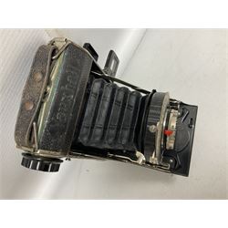   F. Deckel - munchen  Vauxhall Compur folding Camera, with Sixon hand-held exposure meter
