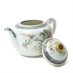 Japanese 19th century famille rose teapot, with Amsterdams Bont decoration, each face with chrysanthemums within a painted blue and gilt border, with six character kaisho style mark to underside of cover, H16cm 