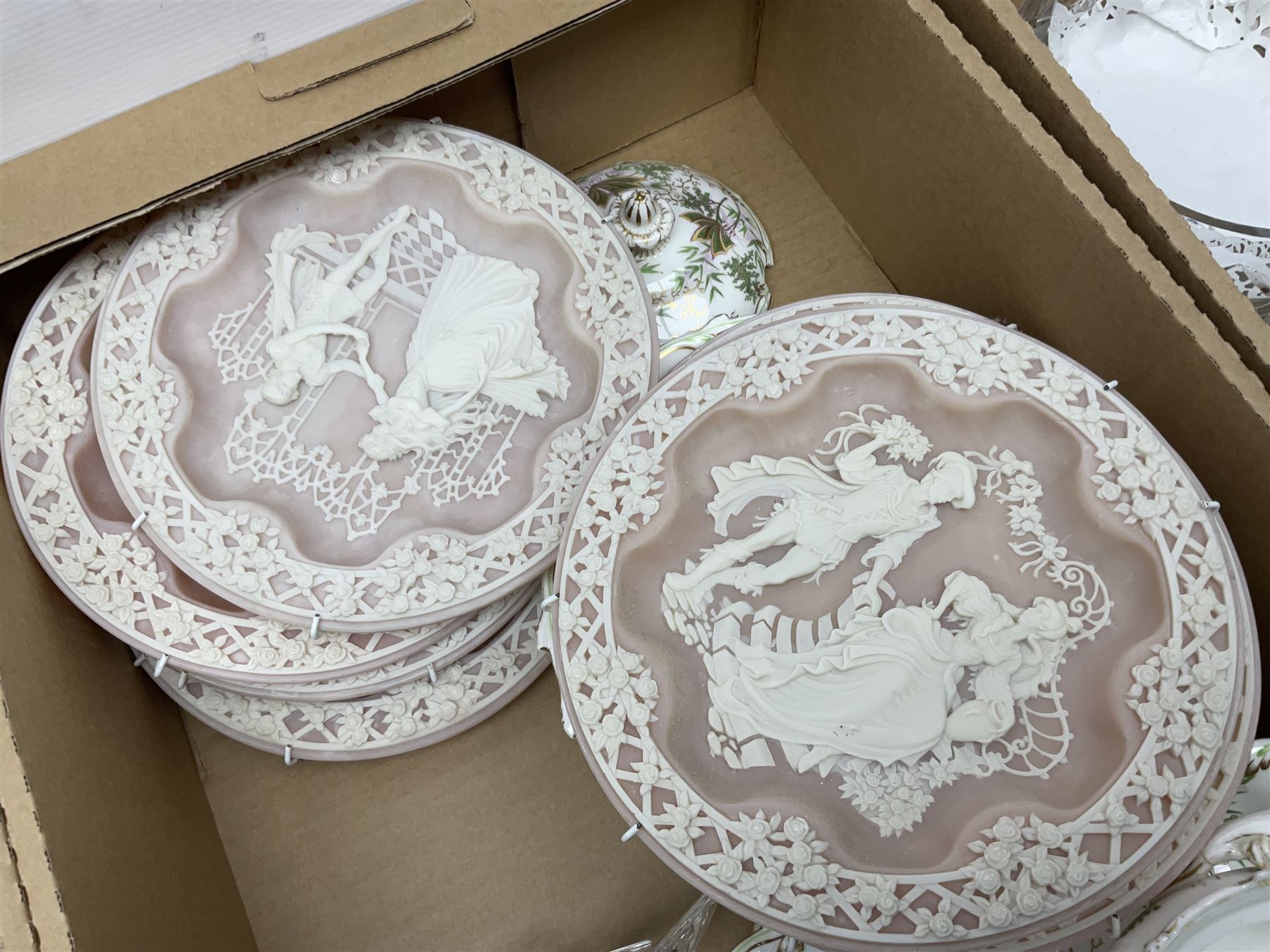 Bradford Exchange 'Shakespearean Lovers' collectors plates, continental figures, Royal Doulton and Dartington Crystal glassware and other ceramics and collectables, in three boxes