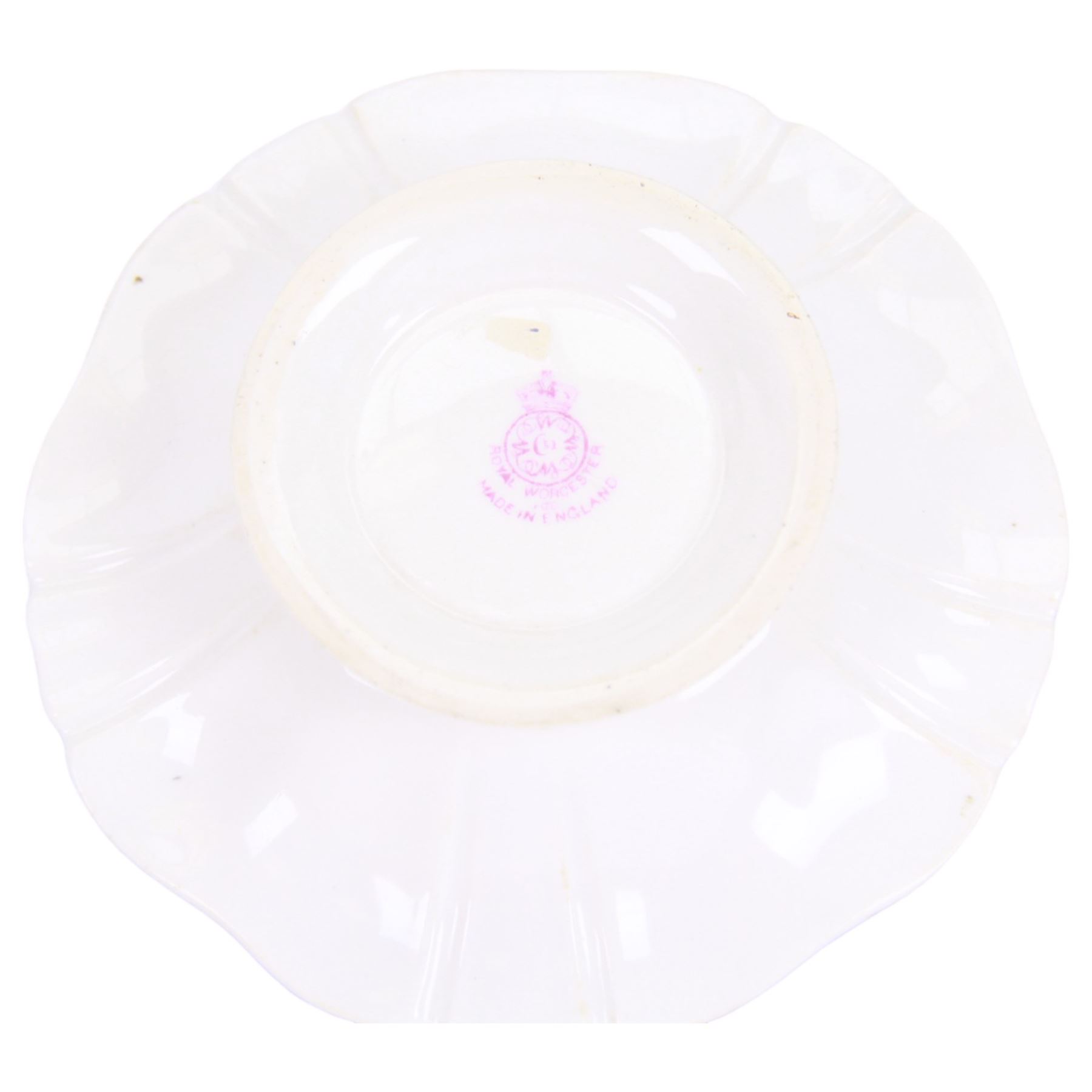 Royal Worcester fruit painted pedestal dish, hand painted with apples and blackberries, signed Moseley, H4cm, D14cm