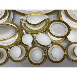 Wedgwood Ascot pattern part tea and dinner service, comprising eleven dinner plates, ten small dinner plates, nine bowls, eight dessert plates, seven saucers, nine tea cups, sauce boat and stand, milk jug, two twin handled soup bowls, serving dish and meat platter (60)