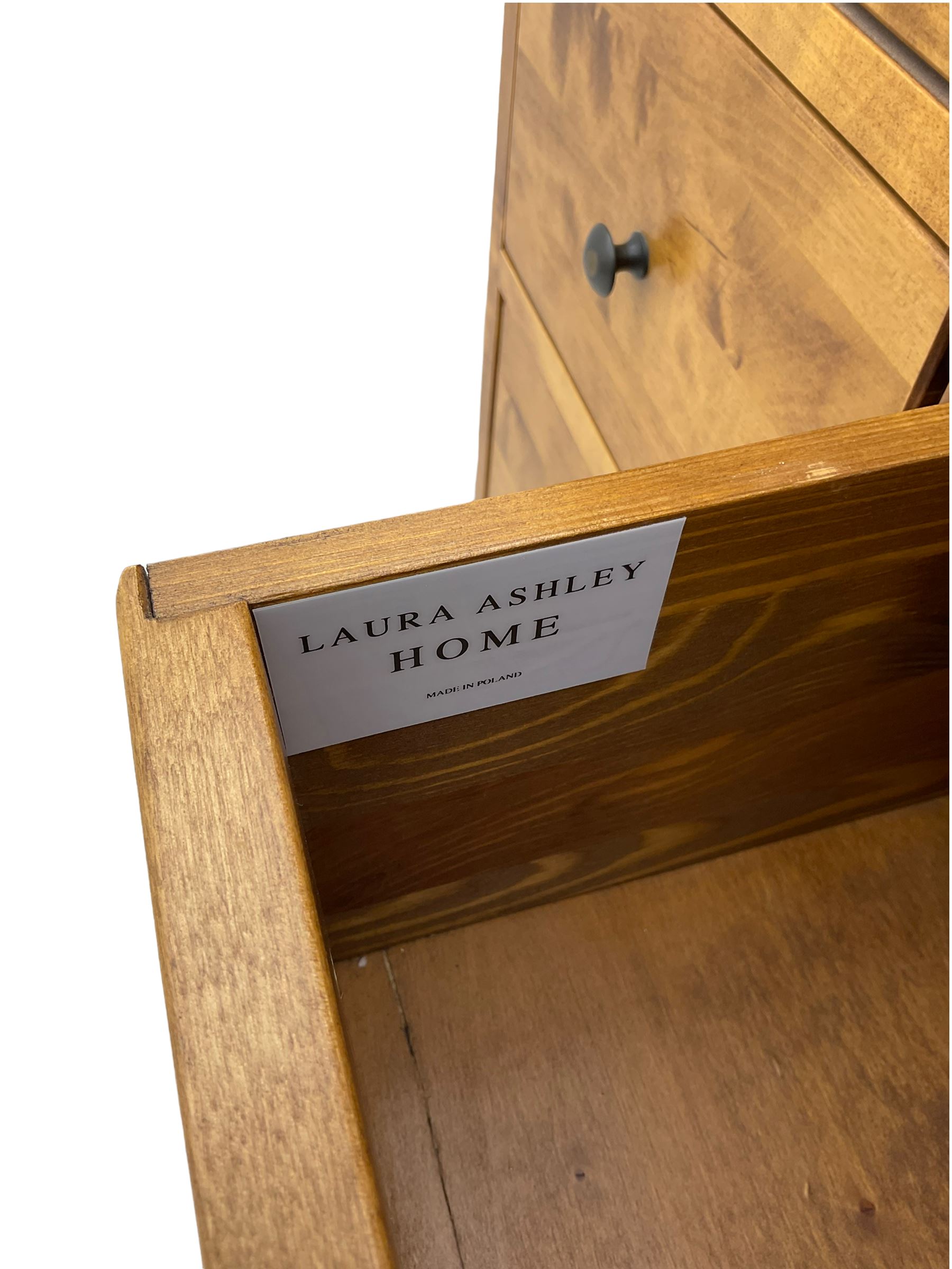 Laura Ashely Home - 'Garrett' pedestal chest, fitted with four small and four large drawers