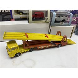 Eight Vanguards die-cast models by Corgi, Hornby and Lledo including Land Rovers, Ford Anglia and Triumph; together with thirteen other modern die-cast models by Bburago, Oxford, Atlas, EFE, Solido etc; all boxed; and small quantity of unboxed and playworn models
