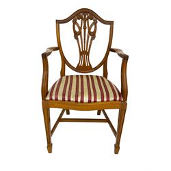 Mahogany Hepplewhite style elbow chair 
