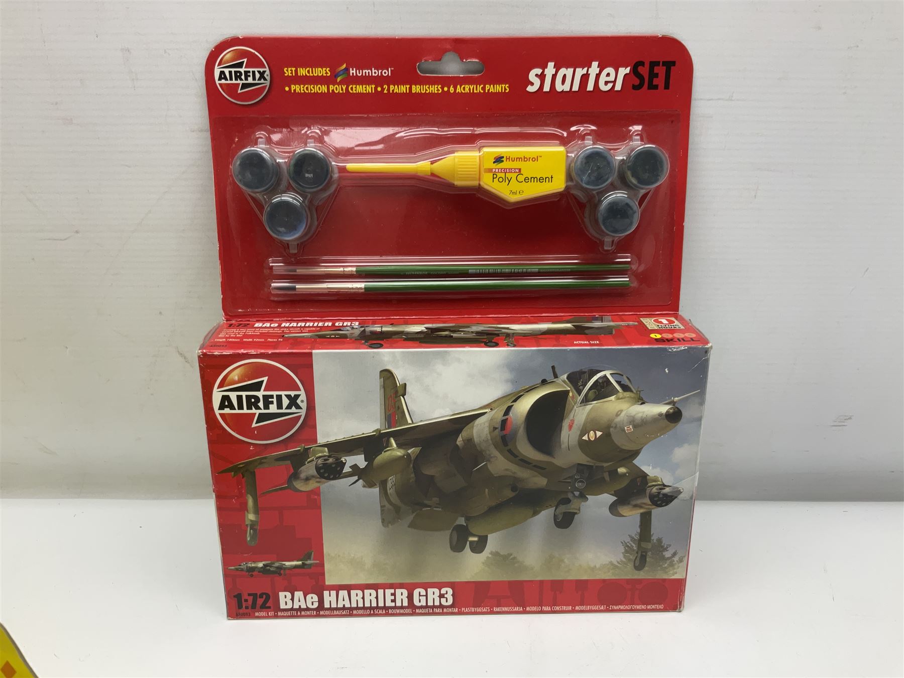 Thirteen unboxed Corgi Aviation Archive or similar die