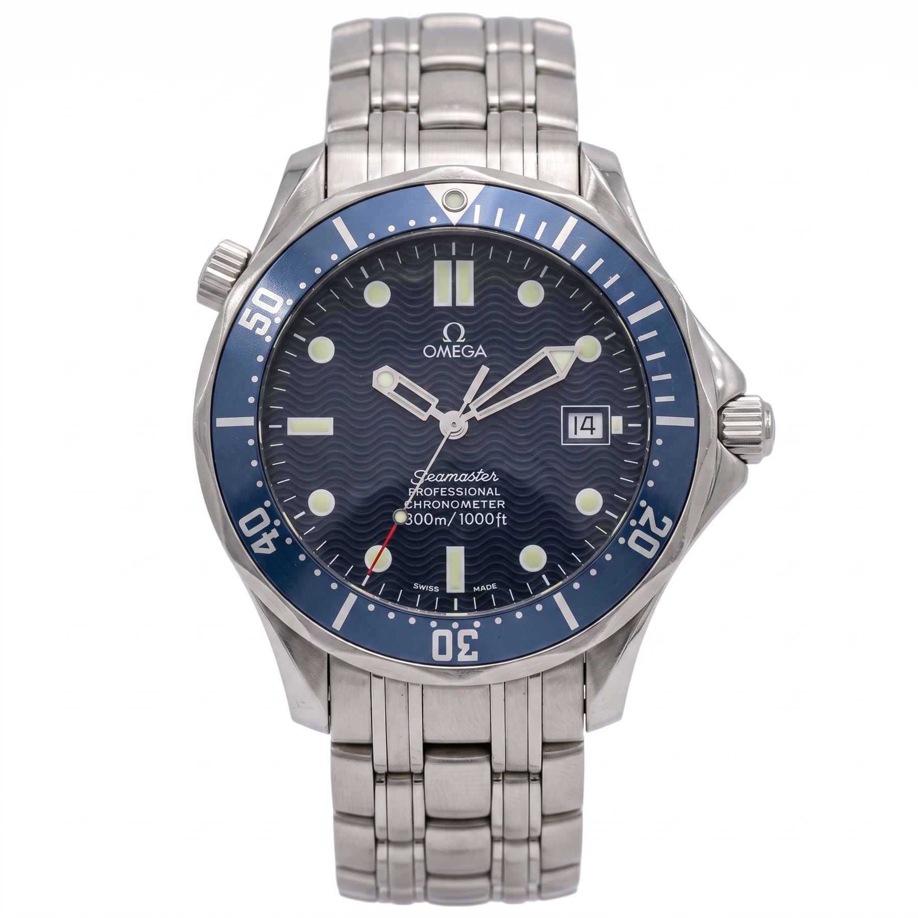 Omega Seamaster gentleman's stainless steel automatic chronometer wristwatch, Ref. 168.1623, Cal. 1120, blue wave dial, with luminous dot and baton hour markers with date aperture, unidirectional rotating blue bezel, on Omega stainless steel bracelet, with fold-over clasp, boxed