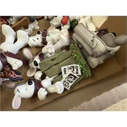 Collection of Craig Davison Xystos 'Lost Dog' figurines, including two larger examples 'This Game Takes Two' and 'Sit!', and smaller examples including 'A Christmas Shared' and 'Handle With Care', largest H28cm