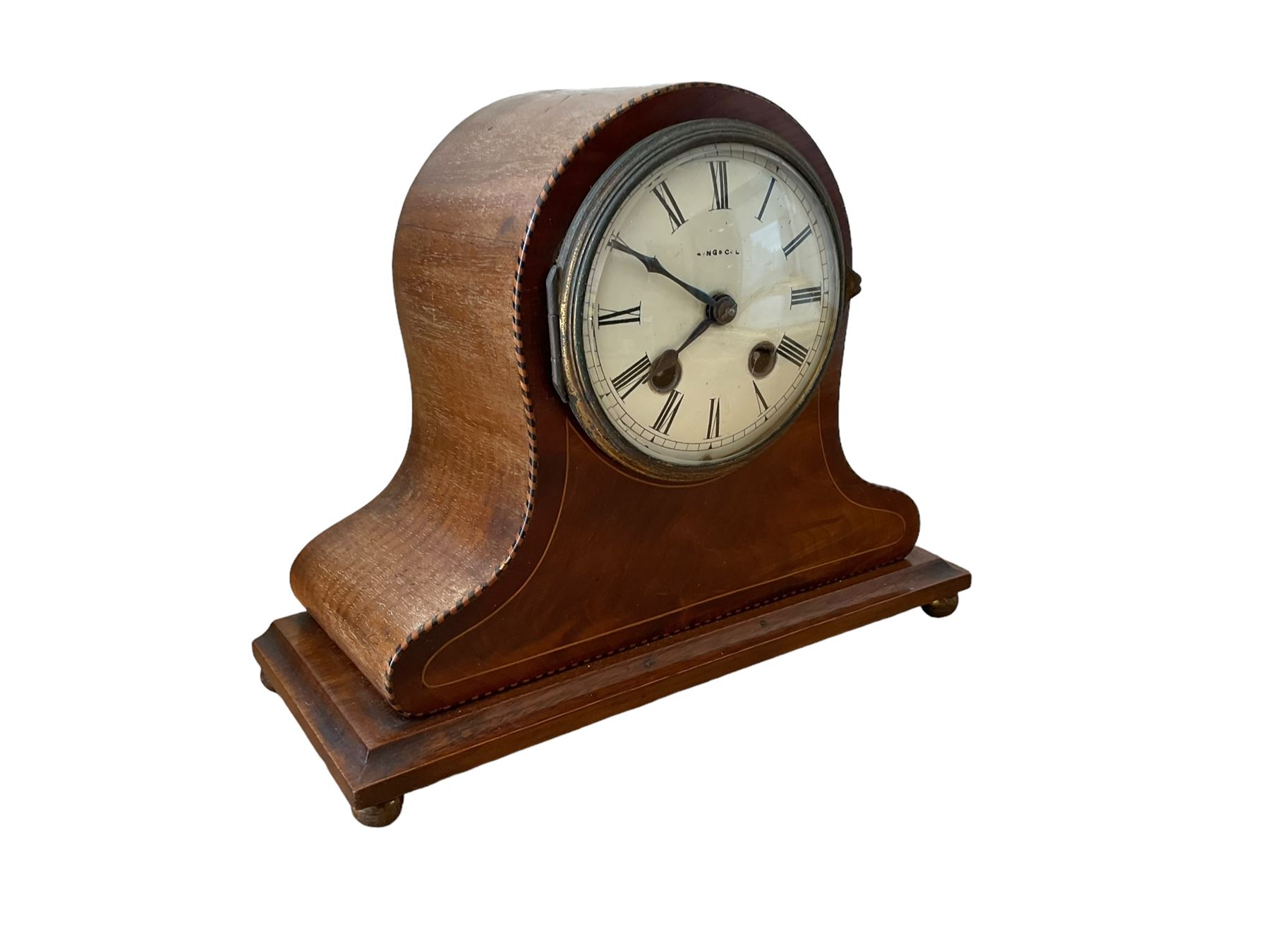 German Edwardian 8-day mahogany cased mantle clock, with pendulum and key.