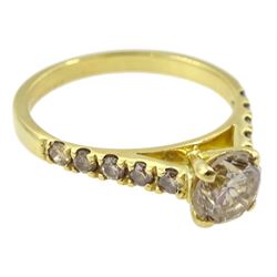 18ct gold single stone round brilliant cut fancy colour light brown diamond ring, with diamond set shoulders, hallmarked, principle diamond approx 1.10 carat