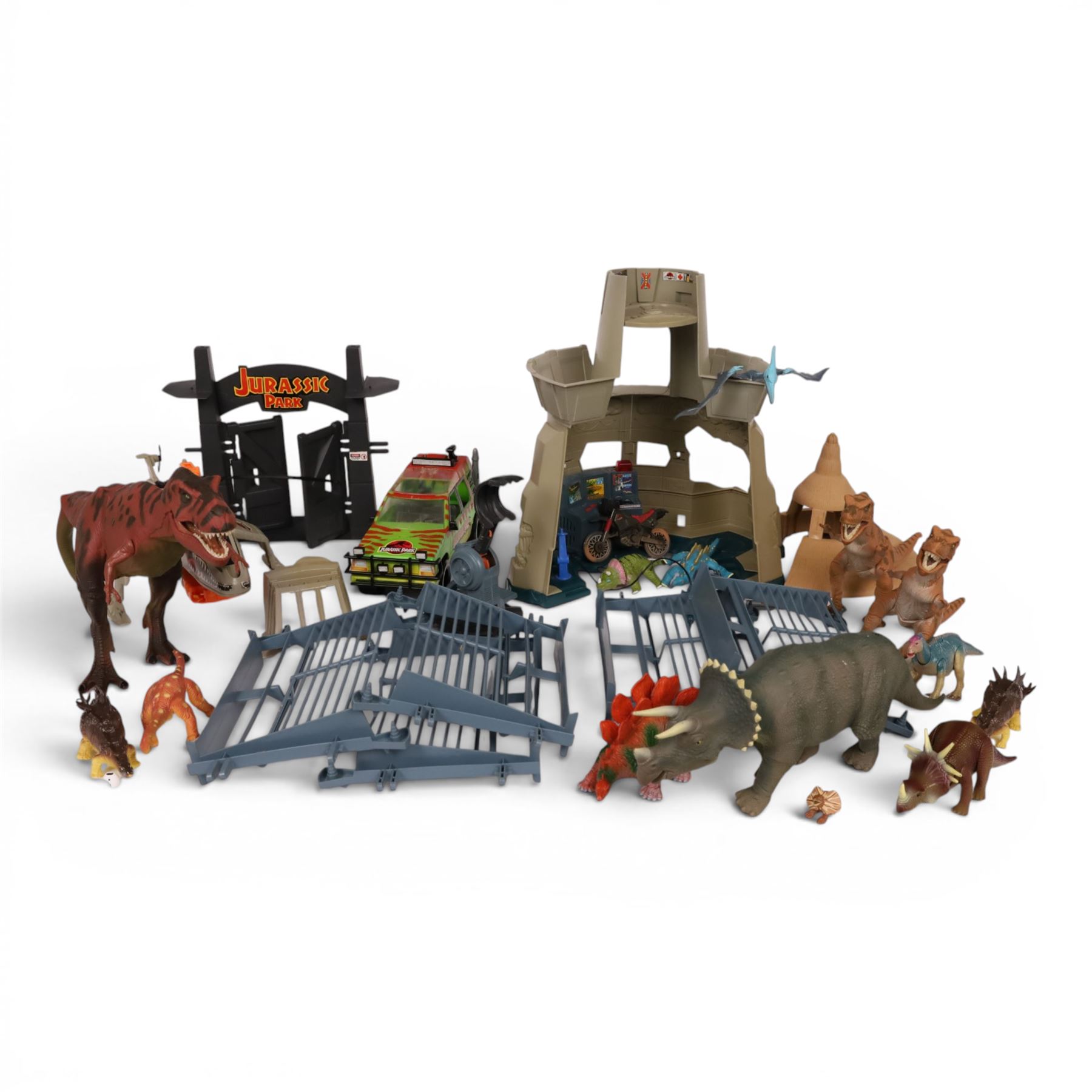 Kenner Jurassic Park Command Compound, Capture Copter, Jungle Explorer, Lost World Motorbike and rider, five Kenner Jurassic Park figures and a collection of dinosaur figures, including Kenner Jurassic Park JP05, JP06, JP08 and JP09, UKRD examples etc