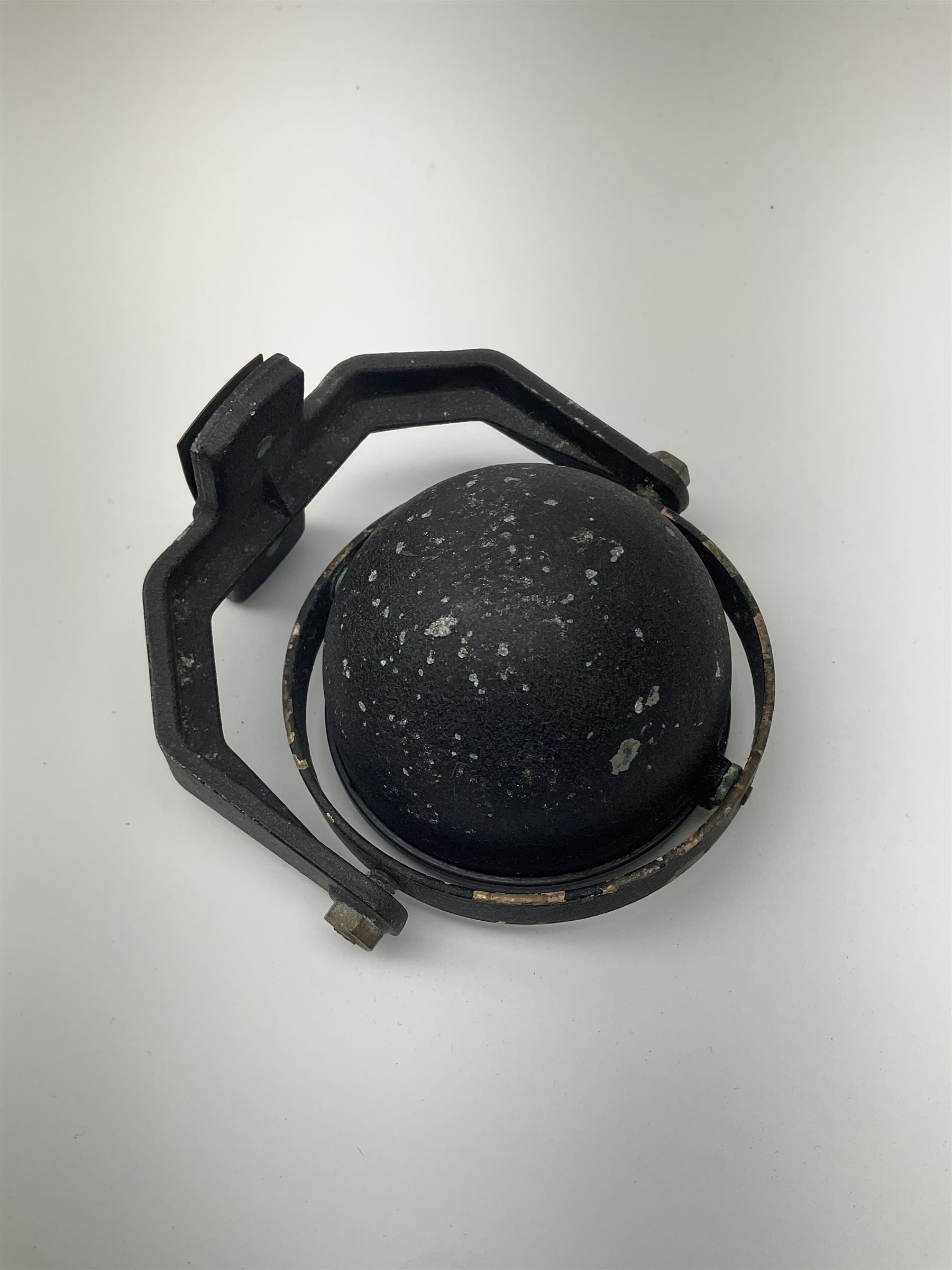 Silva Sweden small boat compass with black crackled gimbal mount L13cm overall