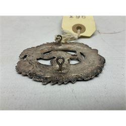 4th Donside Highland Volunteer Battalion Gordon Highlanders Glengarry Badge, white metal with two lug fittings to the reverse; and Highland Cyclist's Battalion Territorial Forces Glengarry badge (2)