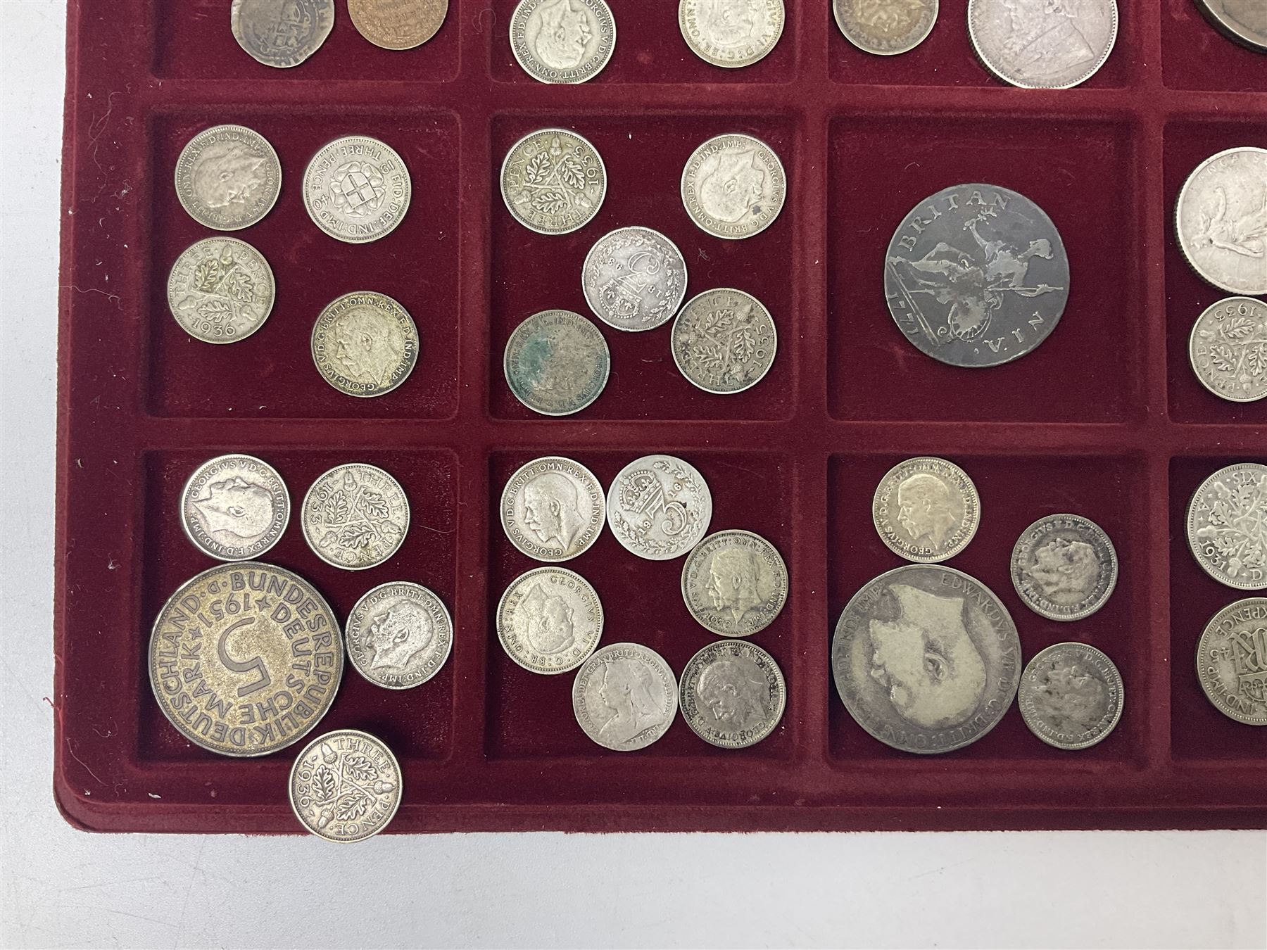 Great British and World coins including King George V 1935 crown, various silver three pence pieces, United States of America 1944 quarter dollar etc, housed in a coin tray