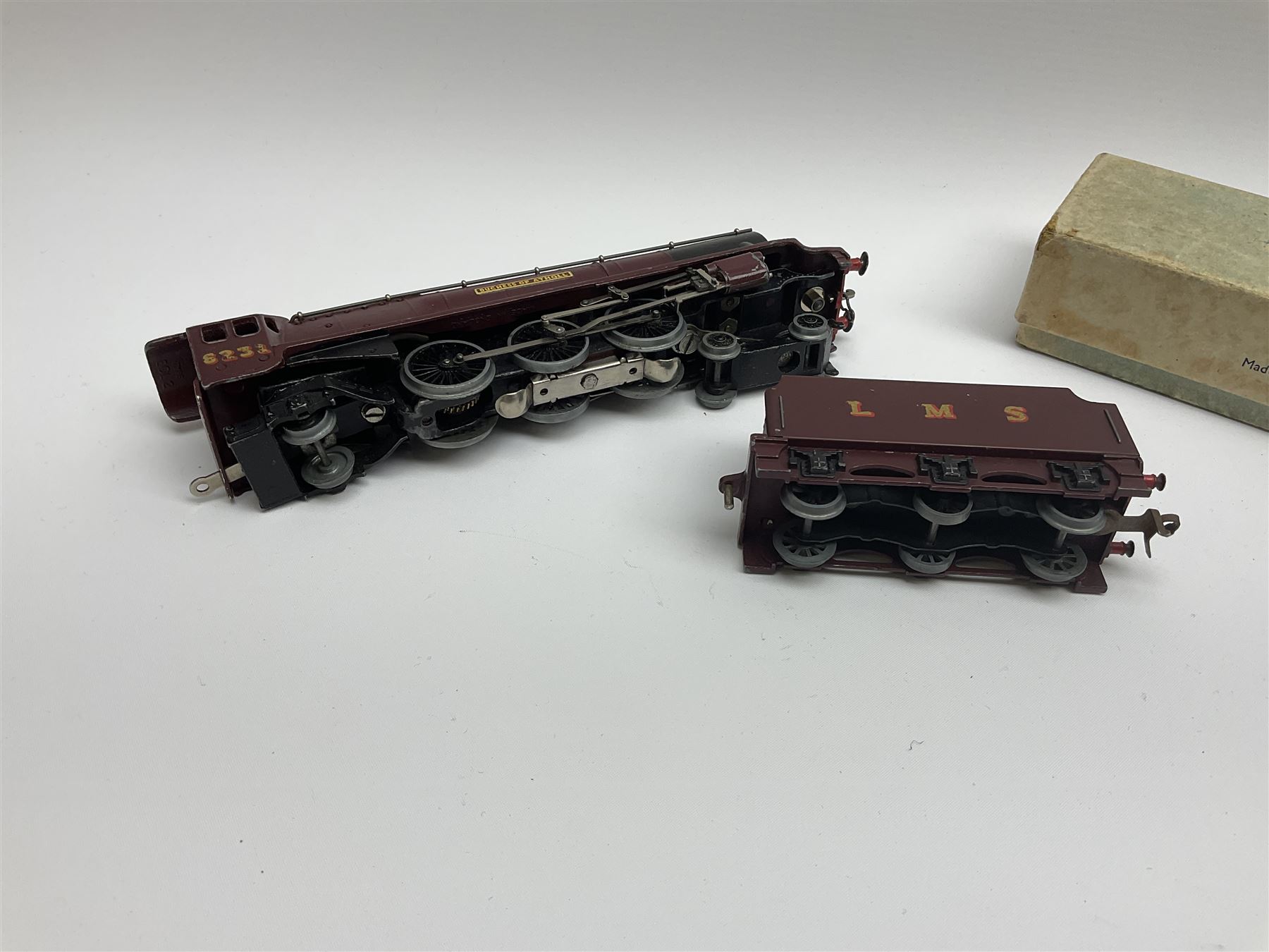 Hornby Dublo - three-rail Duchess Class 4-6-2 locomotive 'Duchess of Atholl' No.6231 with yellow nameplate; in pale blue box; with separate unboxed D2 tender (2)