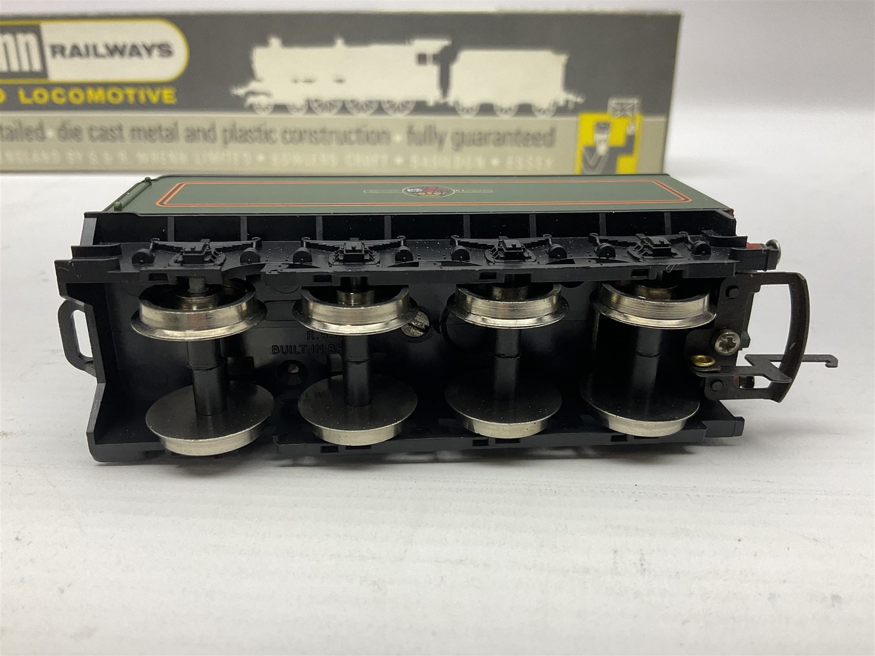 Wrenn '00' gauge - Class A4 4-6-2 locomotive 'Silver Link' No.60014 in BR Green; boxed with instructions.