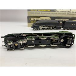 Wrenn '00' gauge - two Class A4 4-6-2 locomotives - 'Peregrine' No.4903 in NE Black; and 'Golden Eagle' No.4482 in LNER Green; both boxed with instructions (2)