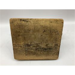 Victorian cuff and collar tabletop mangle, the ribbed brass rollers in a cast iron frame mounted on a wooden base