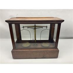 19th century Beckers & Sons, Rotterdam, mahogany cased scales and weights, H34cm 