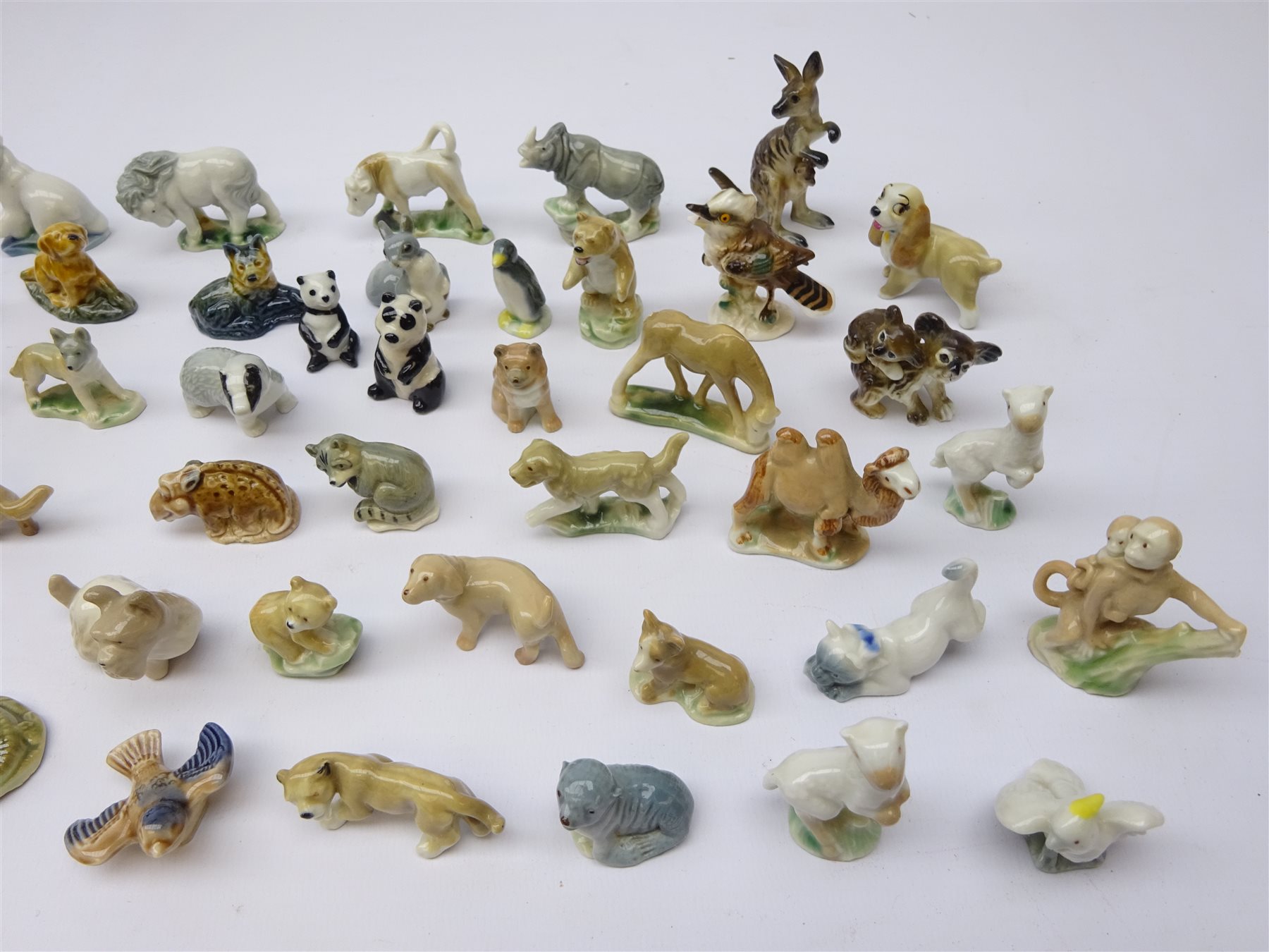 Collection of Wade Whimsies, incl. Lady and the Tramp, African Animals etc, with Wade Hat Box