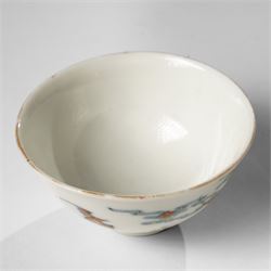Chinese tea bowl painted with bats and deer, six character Guangxu mark to base, D9.5cm H5cm