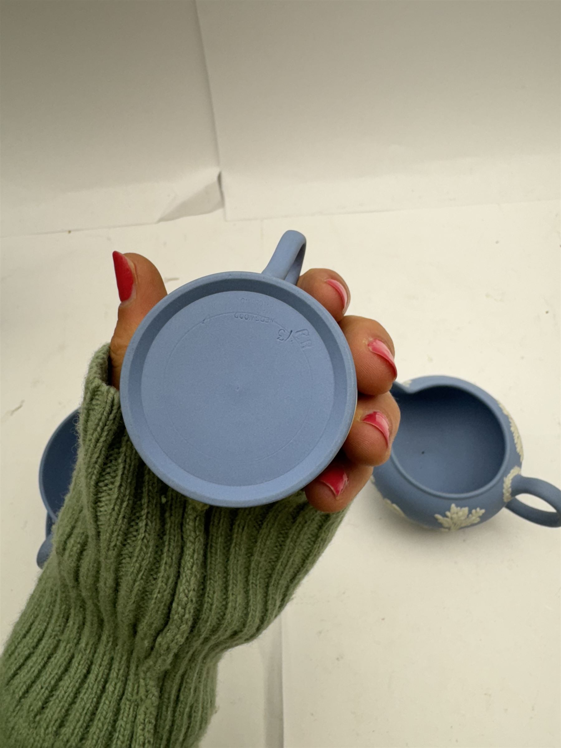 Wedgwood Jasperware tea and coffee wares, comprising teapot, coffee pot, milk jug, covered sucrier, coffee can and saucer and teacup and saucer 