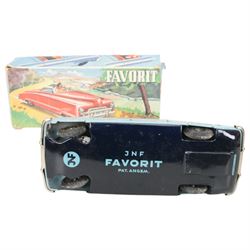 1950s German JNF 'Favorit' tinplate clockwork car, in light blue with red interior, boxed with key