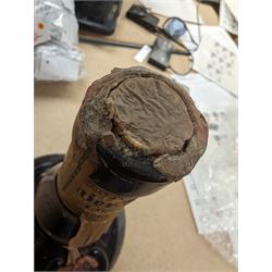 Grand Mariner triple orange whisky liquor, unknown contents and proof, minor damage to seal possible leakage, H31cm