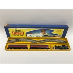 
Hornby Dublo - three-rail EDP10 Passenger Train set with 0-6-2 tank locomotive No.69567, two coaches and track, in long box with instructions.