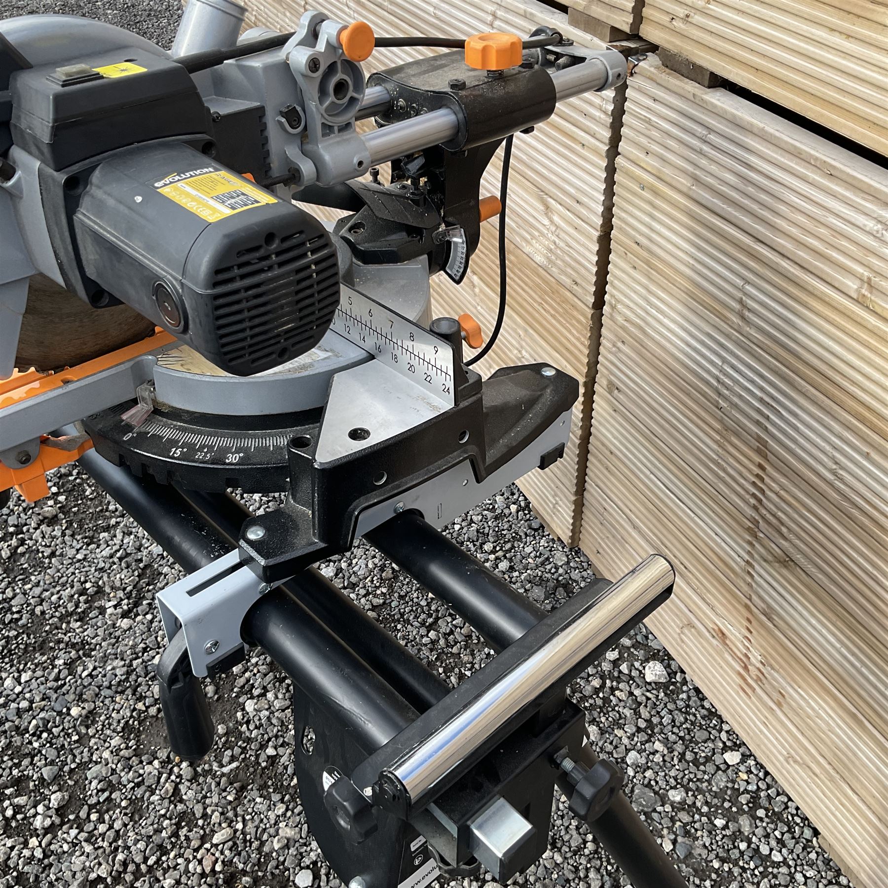 Evolution Rage 3 Mitre saw with foldable stand - THIS LOT IS TO BE COLLECTED BY APPOINTMENT FROM DUGGLEBY STORAGE, GREAT HILL, EASTFIELD, SCARBOROUGH, YO11 3TX