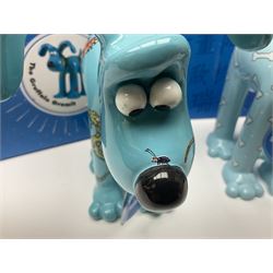 Wallace & Gromit - Gromit Unleashed: two Aardman Animations The Grand Appeal 'Gromit Unleashed' figures comprising Sweet Dreams and The Gruffalo Gromit, both with boxes