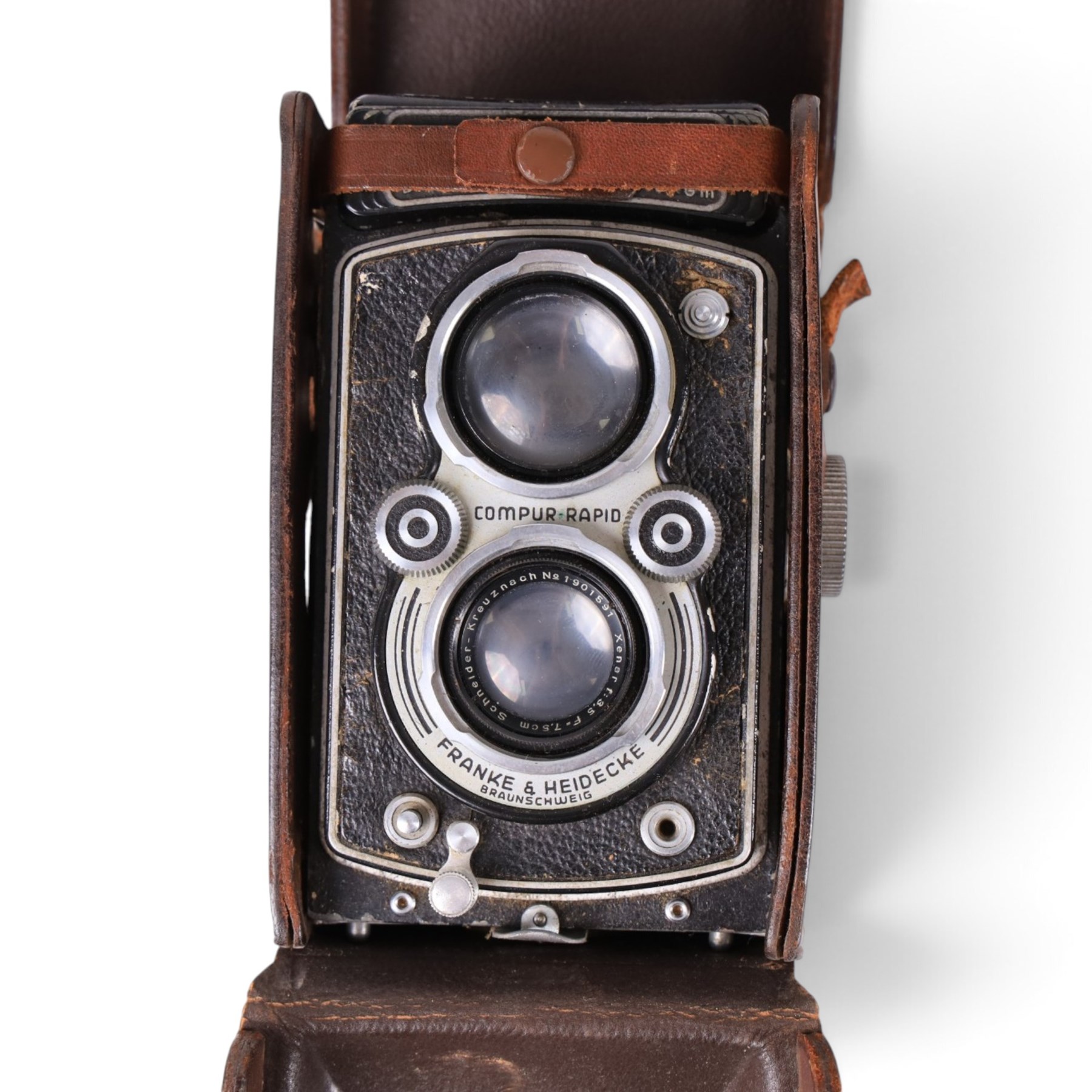 Two Rollei Franke & Heidecke Rolleiflex medium format TLR cameras, one serial no. 1059268 with Compur-Rapid Xenar f:3.5 F=7.5cm Schneider-Kreuznach les serial no. 1901591, the second serial no. 1061648 with Compur-Rapid Carl Zeiss Jena Tessar 1:3.5 F=7.5 lens serial no.3028466, both in leather Rolleiflex cases