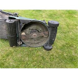 Atco Admiral 14” rotary petrol lawnmower, Briggs & Stratton Quantum XTL 50 engine (Self propelled mechanism disconnected- parts included) - THIS LOT IS TO BE COLLECTED BY APPOINTMENT FROM DUGGLEBY STORAGE, GREAT HILL, EASTFIELD, SCARBOROUGH, YO11 3TX