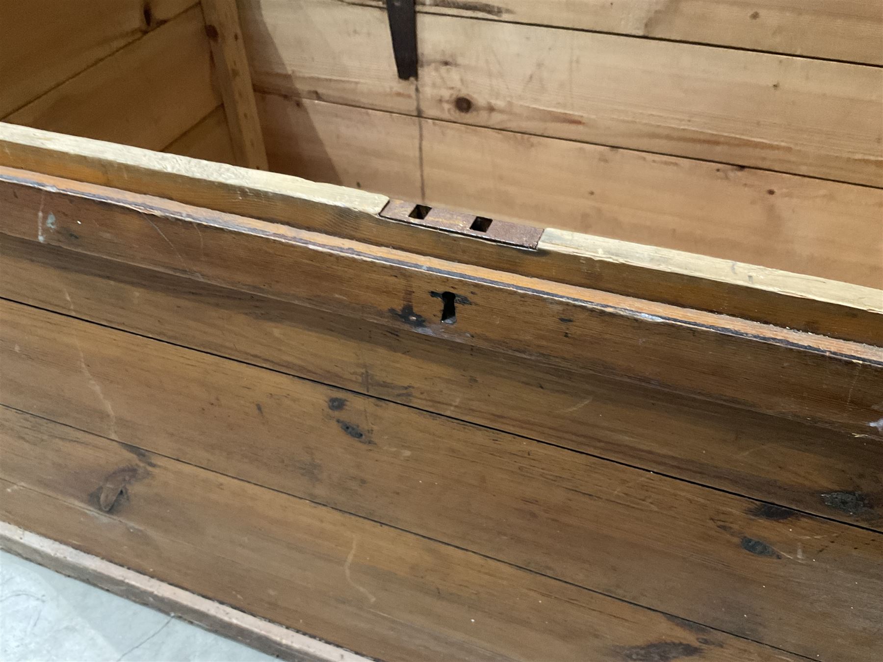 Victorian pine blanket box, hinged top, iron carrying handles