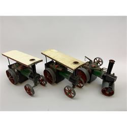 Two Mamod TE1A traction engines with steering rods; Mamod SR1 steam roller with steering rod; and Mamod lumber trailer, all unboxed (4)