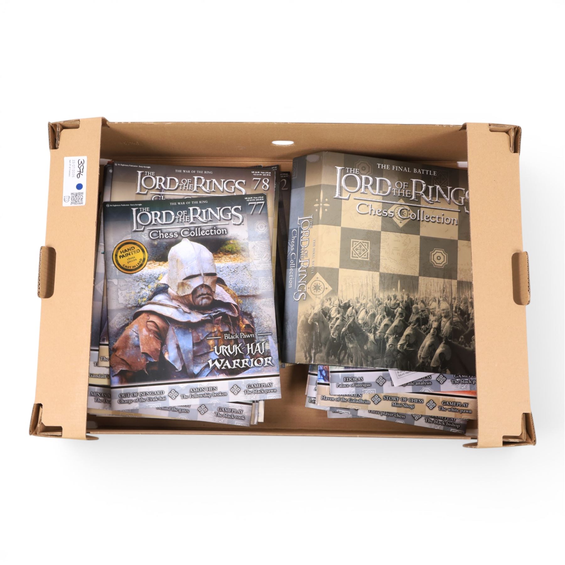 Eaglemoss Lord of the Rings Chess Collection, comprising chess board, ninety-seven boxed chess pieces and corresponding magazines