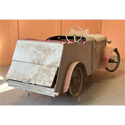 1930's open top two seater electric cycle sports car, in barn find condition, powered by 12v batteries and an electric motor. N.B. There is photographic evidnce to suggest this car was previosuly road registered with 'DMT8' liscence plate. L270cm, W100cm.  - COLLECTION BY APPOINTMENT FROM: The White House, Thirsk Road, Easingwold, York, YO61 3NF - CALL 01723 507111 TO ARRANGE