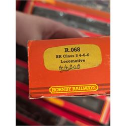 Five Hornby '00' gauge locomotives, comprising R329 Britannia Class 4-6-2 William Shakespeare locomotive no. 70004, R314 Black 5 Class 4-6-0 locomotive no. 44932, R259 Class D49/1 Yorkshire locomotive no. 62700, R068 Class 5 4-6-0 locomotive no. 44808 and R063 Class 7 4-6-2 re-worked as Thomas Hardy locomotive no. 70034,  all boxed 