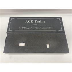 Ace Trains '0' gauge - limited edition E8 Stanier 2-6-4 tank locomotive No.42546 in late BR passenger green with final totem; for two or three rail running; boxed with original packaging and instructions in outer delivery box