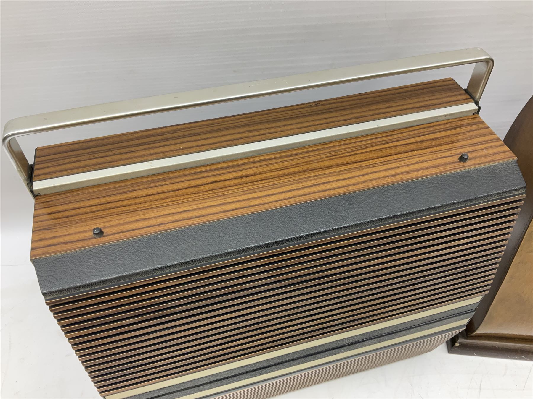 1950s Cossor Melody Maker model 501 UL valve radio - 02/09/2022