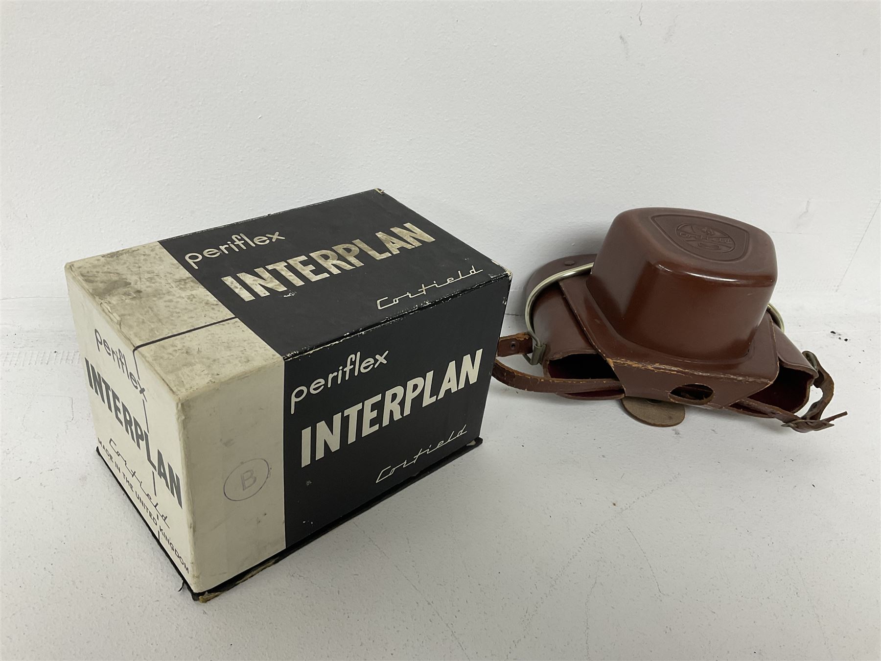 Corfield Periflex I 35mm periscope camera body,  with 'Corfield Lumar-X 1:3,5/50' lens, and Corfield Interplan-B camera body, serial no. 9111482 in original box, and with ready case