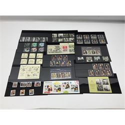 Queen Elizabeth II mint decimal stamps, mostly in presentation packs, face value of usable postage approximately 350 GBP