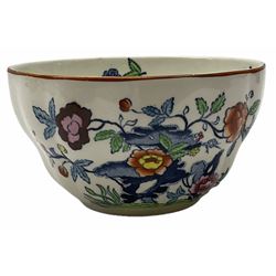 Booths Hors d'Oeuvres or supper set decorated in the Pompadour pattern, comprising seven dishes upon wooden tray L42.5cm, together with a bowl, D11.5cm, and six side plates, D19cm. 